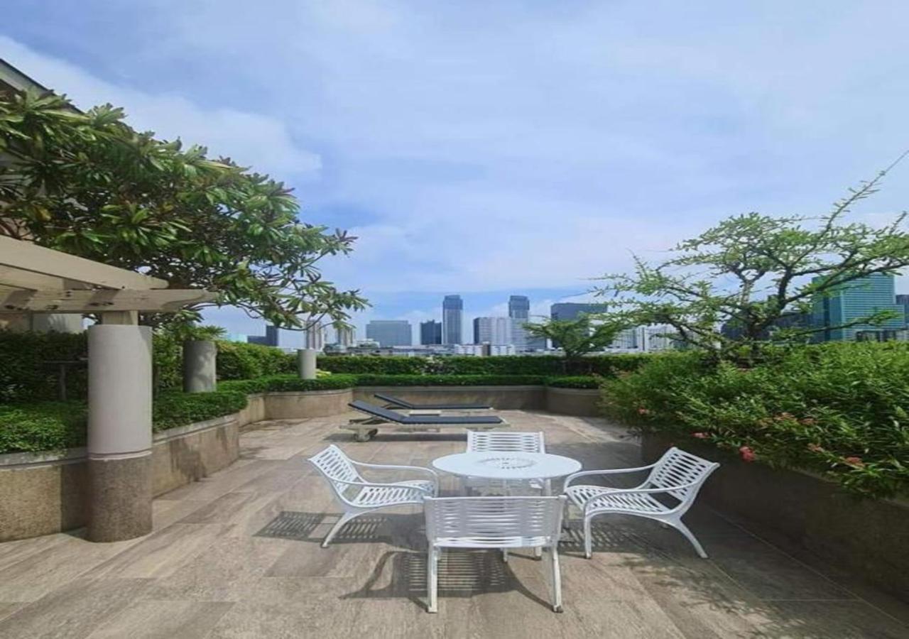 Bu Place Hotel Bangkok Bagian luar foto