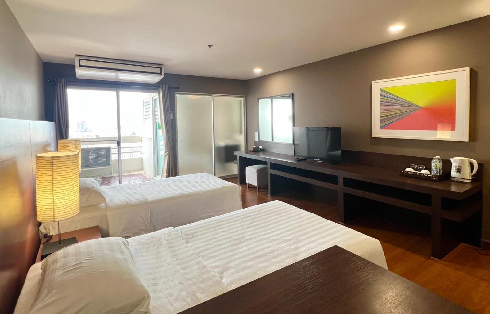 Bu Place Hotel Bangkok Bagian luar foto