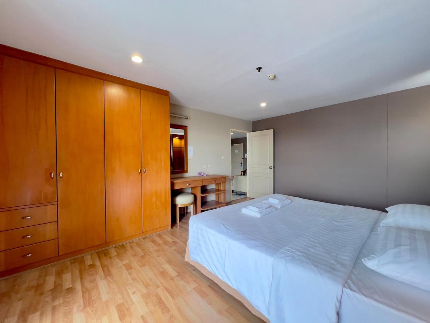 Bu Place Hotel Bangkok Bagian luar foto
