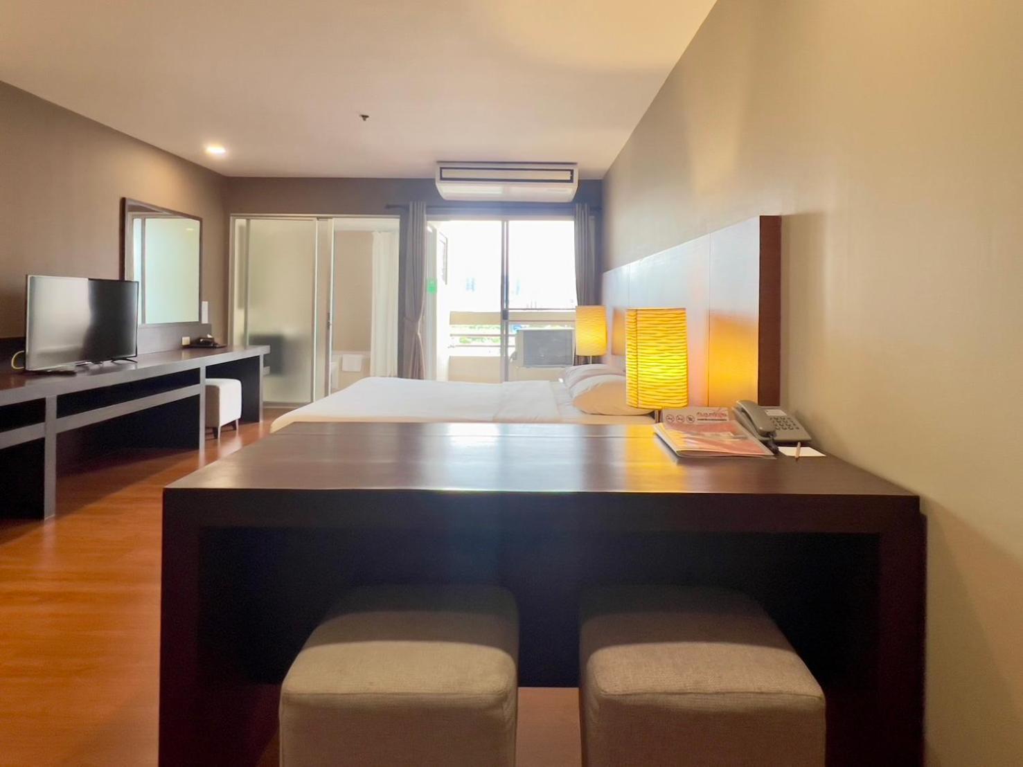 Bu Place Hotel Bangkok Bagian luar foto