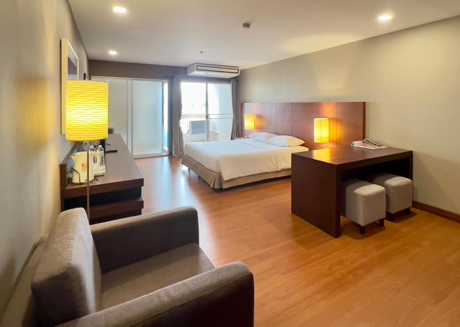 Bu Place Hotel Bangkok Bagian luar foto