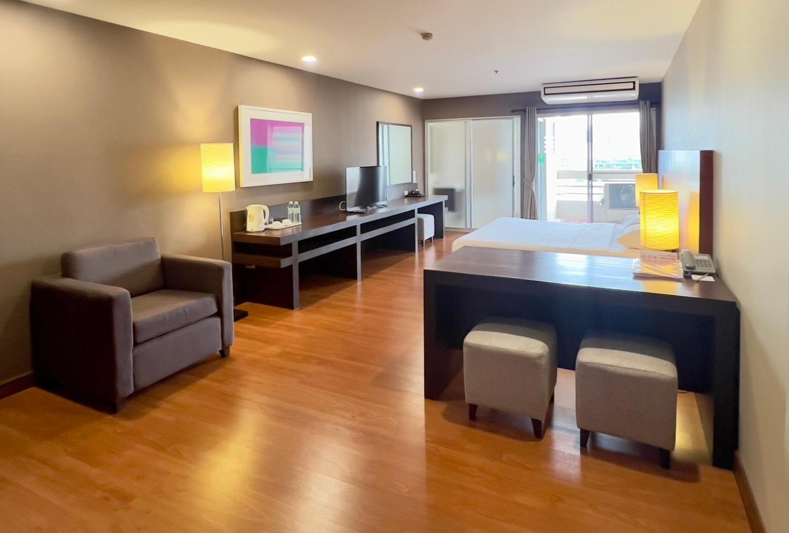 Bu Place Hotel Bangkok Bagian luar foto
